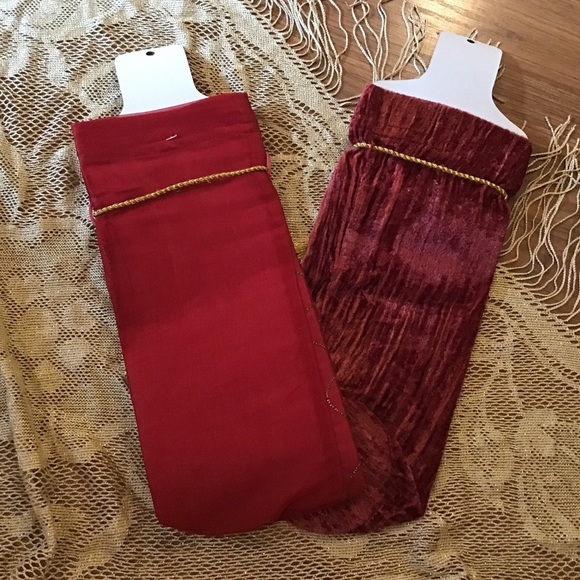 Two wine gift bags.  Velvet & embellished organza. - Picture 4 of 5